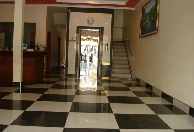 Отель Lucky Star