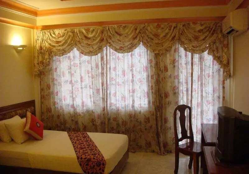 Отель Lucky Star