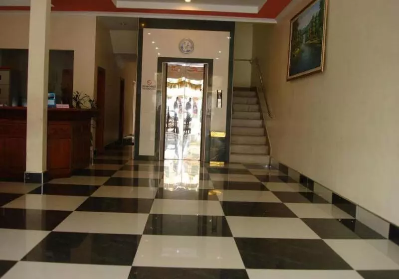 Отель Lucky Star