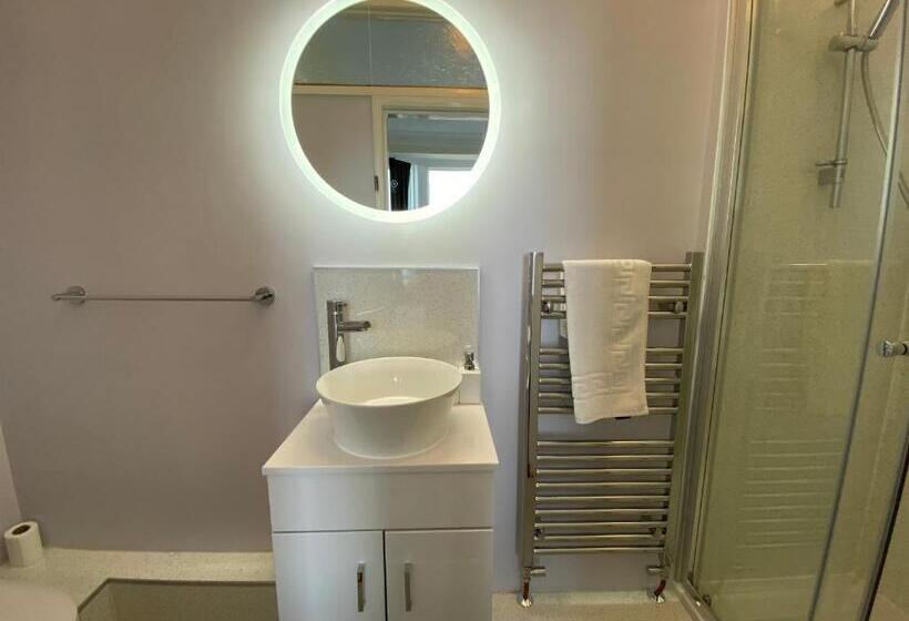 בית מלון כפרי Marine View Guest House