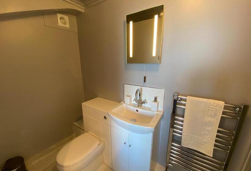 בית מלון כפרי Marine View Guest House