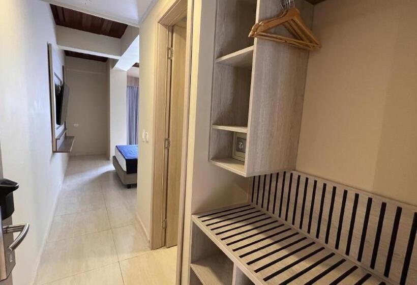 Отель On Vacation Caribbean