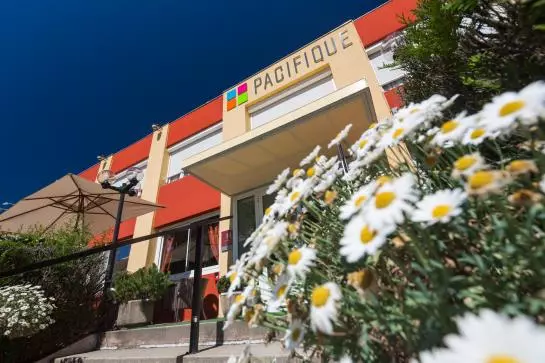 Le Pacifique Citotel Riom