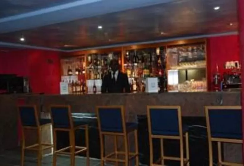 هتل Prince De Galles