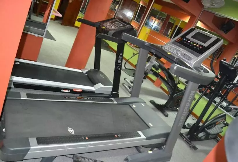 هتل Prince De Galles