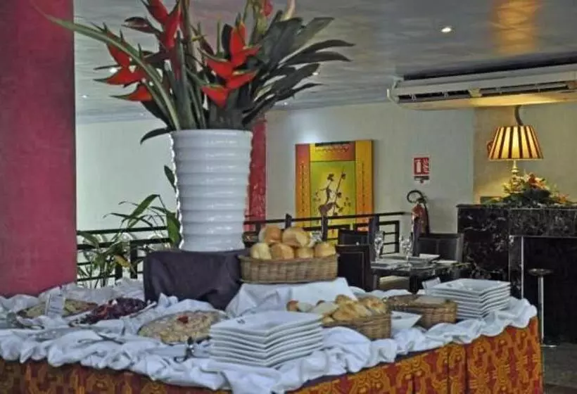 هتل Prince De Galles