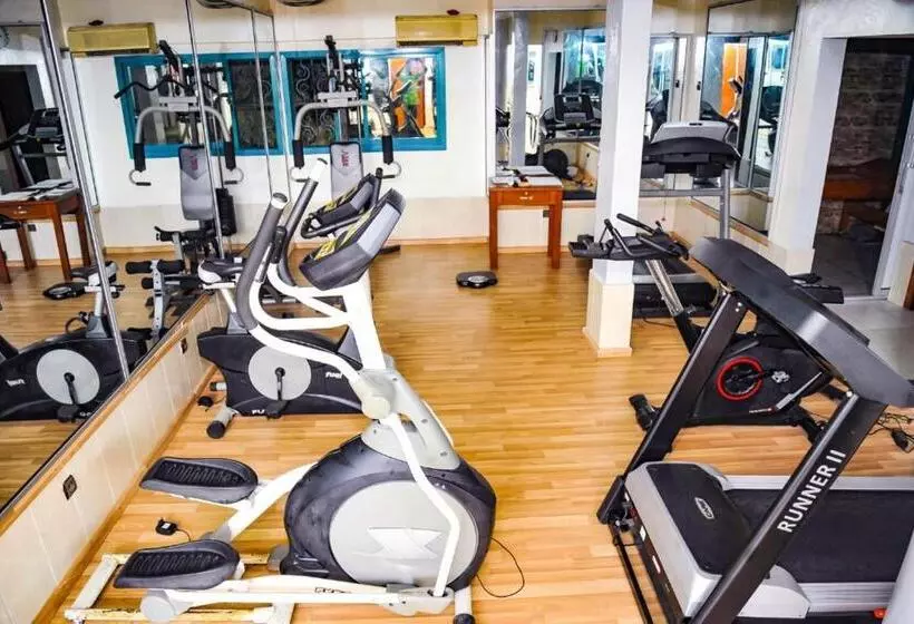 هتل Prince De Galles