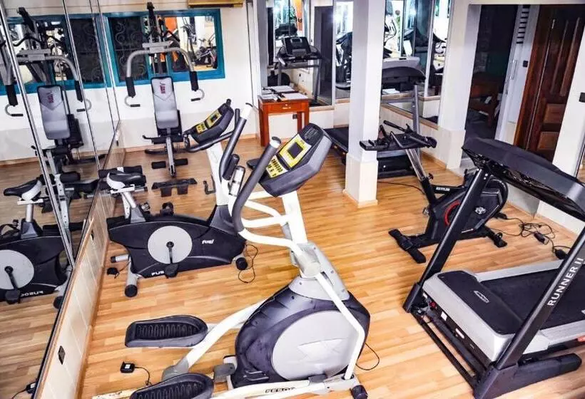 هتل Prince De Galles