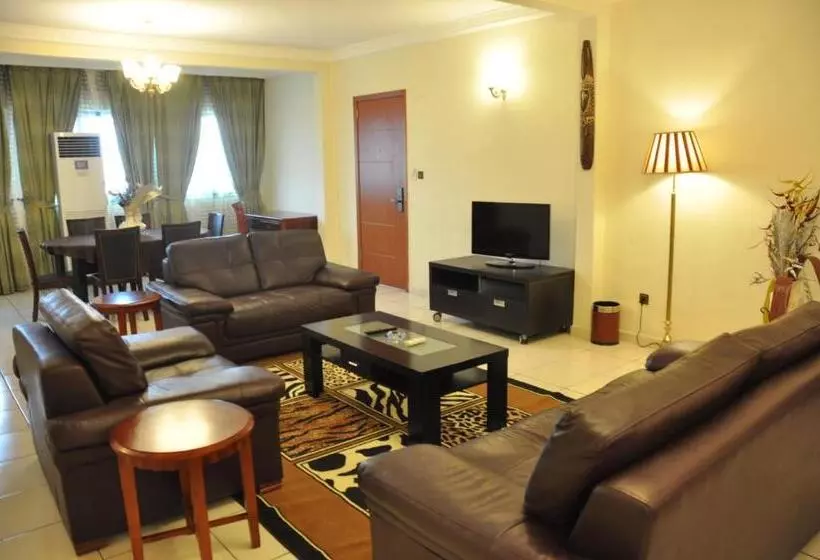 هتل Prince De Galles