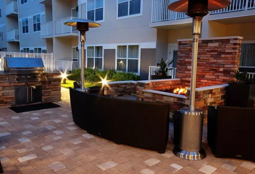 Отель Residence Inn By Marriott Sebring