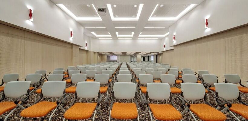 בית מלון כפרי Royal Princess