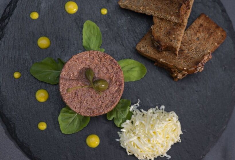 בית מלון כפרי Royal Princess