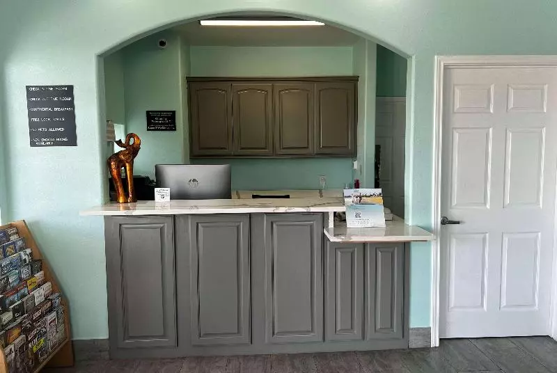 酒店 Super 8 By Wyndham Montgomery/ Lake Conroe