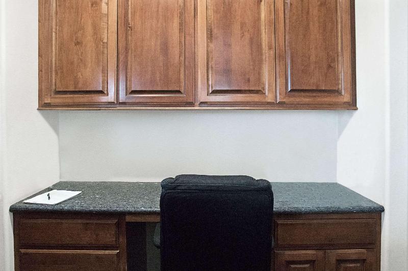 فندق Super 8 By Wyndham Montgomery/ Lake Conroe