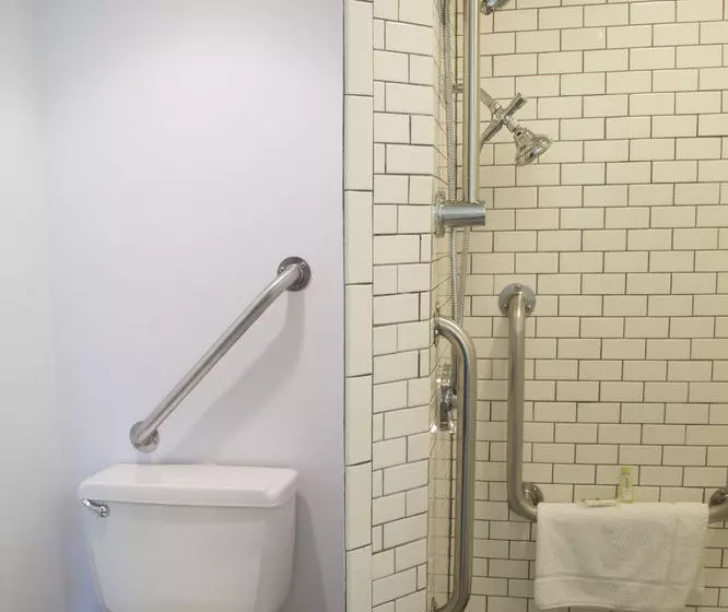 Отель Harbor Town Inn