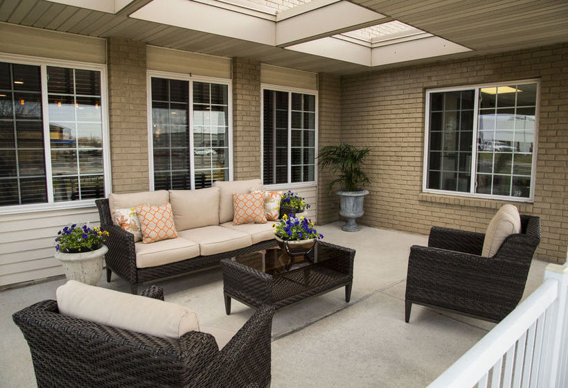 בית מלון כפרי Harbor Town Inn