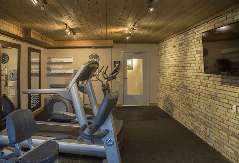 Отель Harbor Town Inn