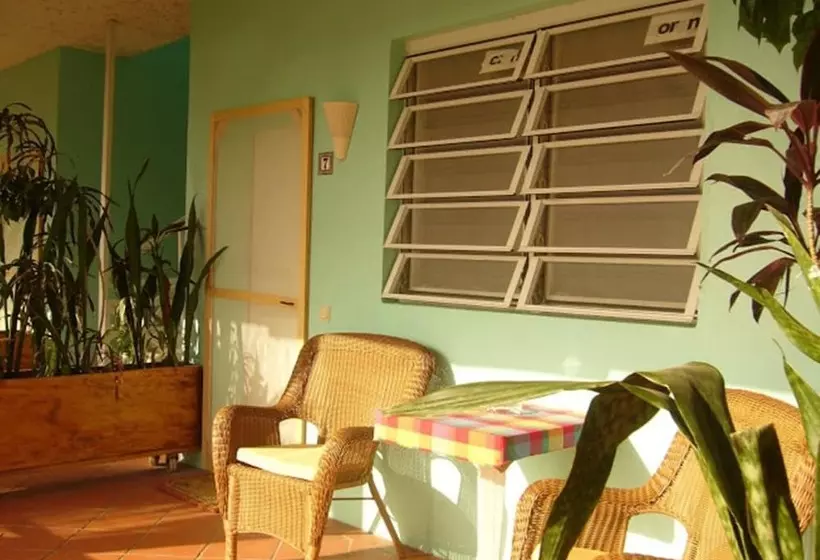 هتل Tamarind Tree