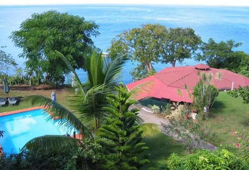 هتل Tamarind Tree