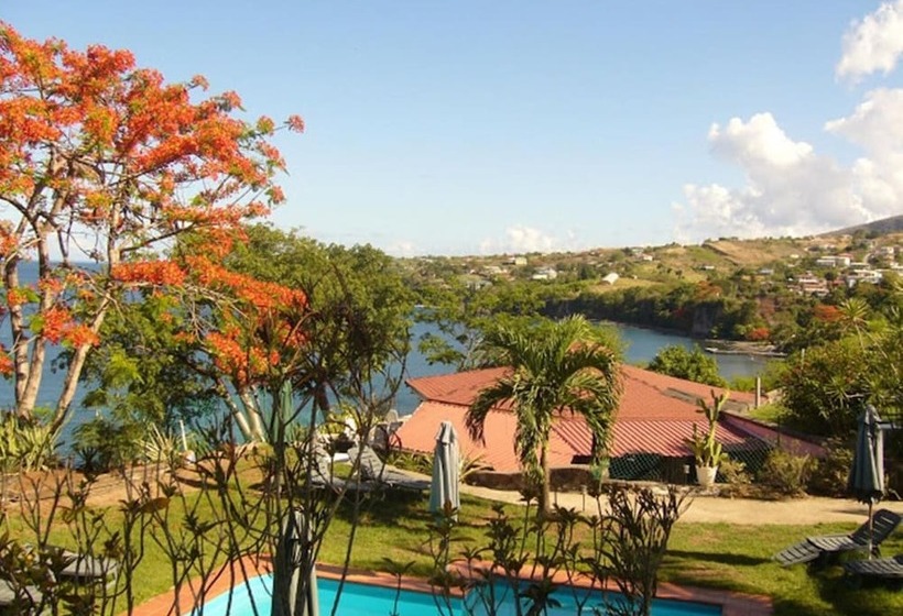 هتل Tamarind Tree