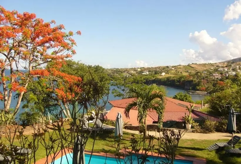 هتل Tamarind Tree