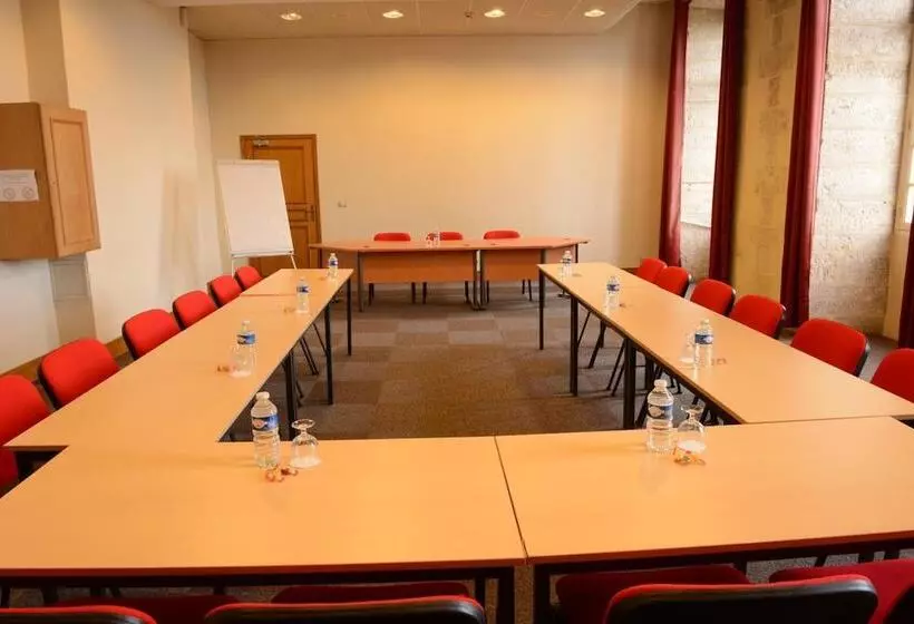 Majatalo Hôtellerie Saint Yves