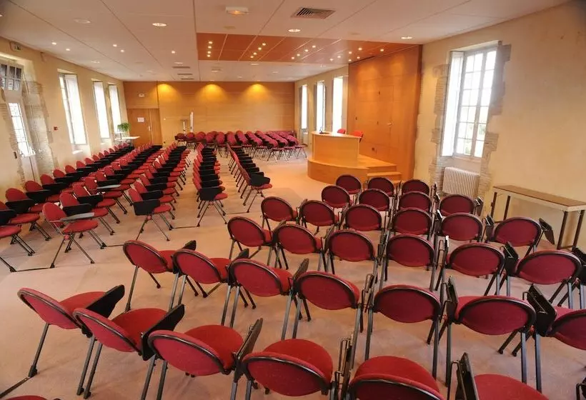 Majatalo Hôtellerie Saint Yves