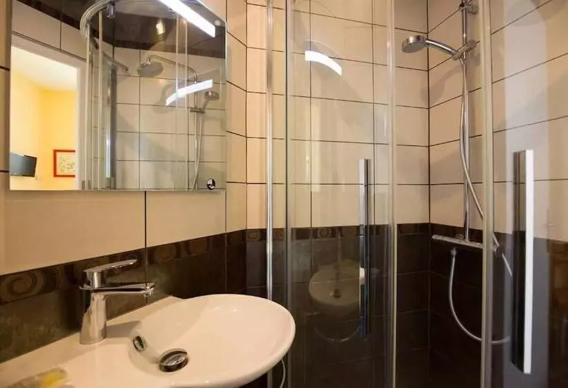 Majatalo Hôtellerie Saint Yves