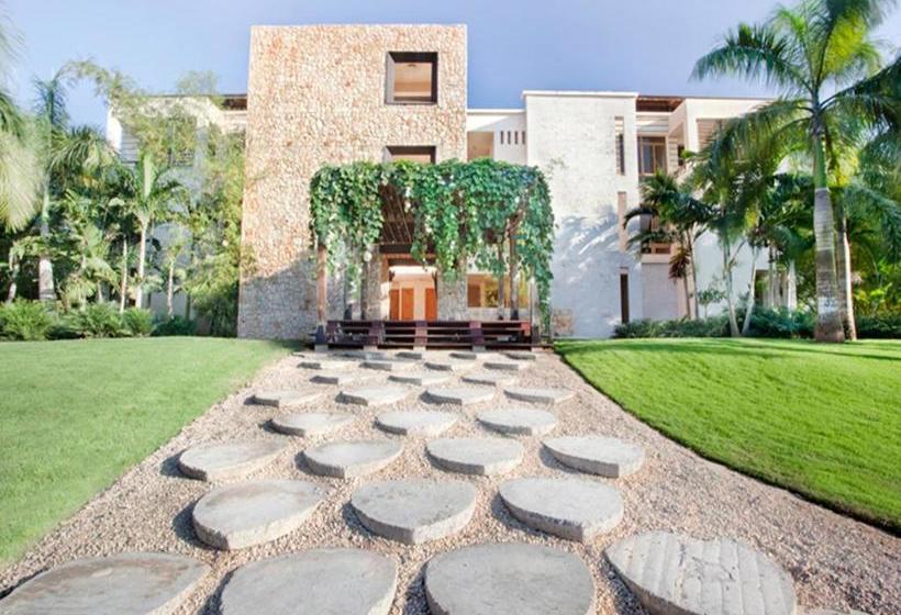 استراحتگاه Los Altos Residences By Mint