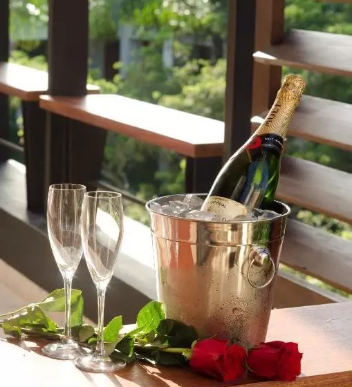 استراحتگاه Los Altos Residences By Mint