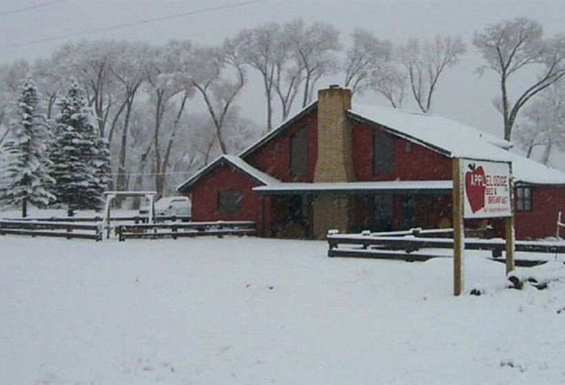 Apple Lodge Bed & Breakfast