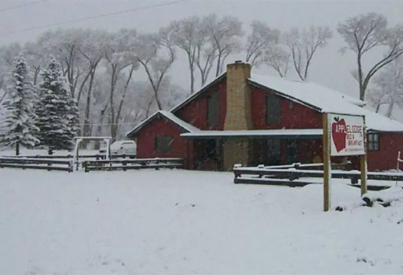 Apple Lodge Bed & Breakfast