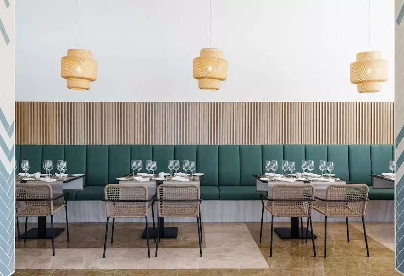 Отель Alua Atlantico Golf