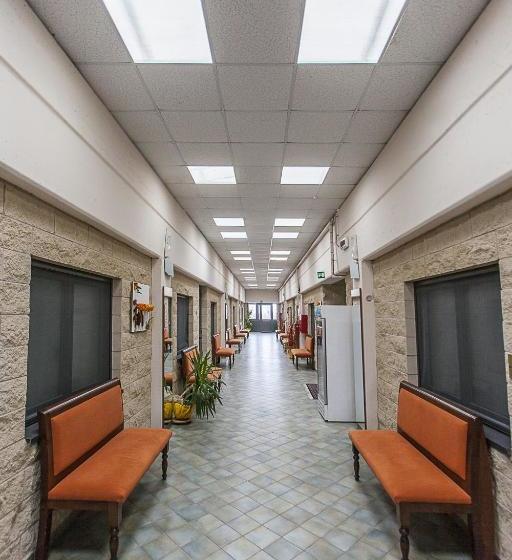 בית מלון כפרי Bussana