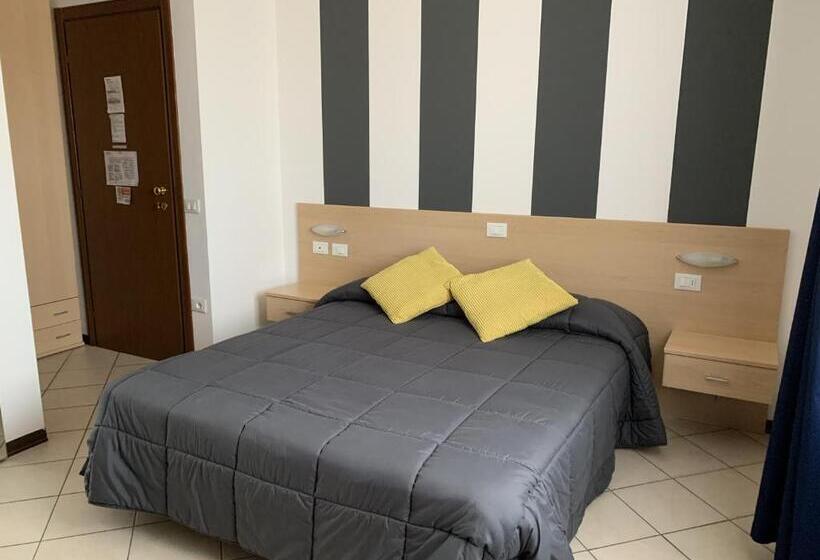 בית מלון כפרי Bussana