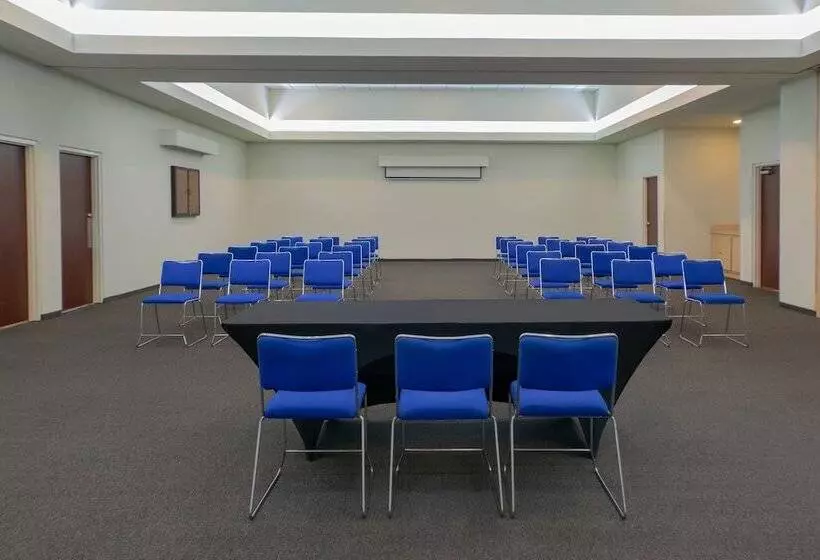 ホテル City Express By Marriott Culiacan