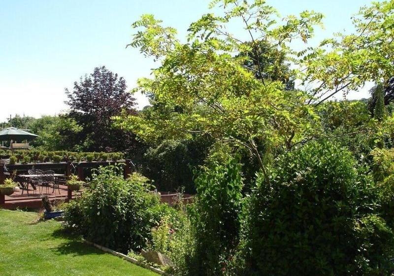 فندق Crabble Hill House