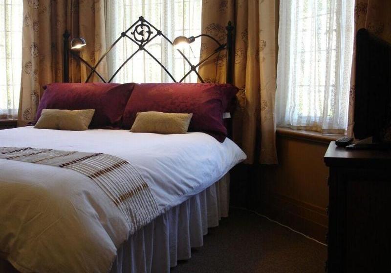 فندق Crabble Hill House