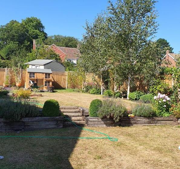 ホテル Cringleford Guest House