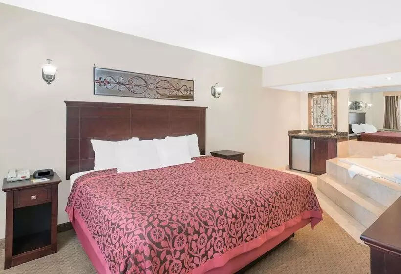 هتل Days Inn By Wyndham Springfield/phil.intl Airport