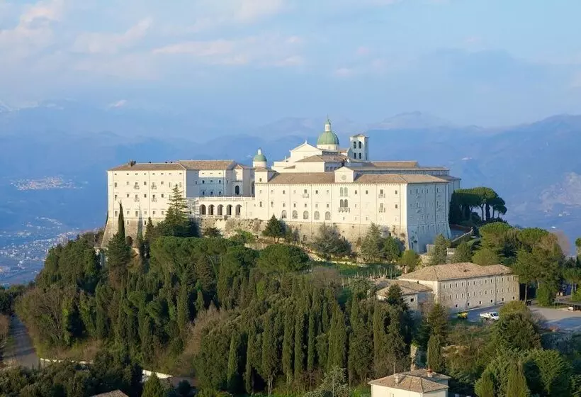 בית מלון כפרי Des Reves