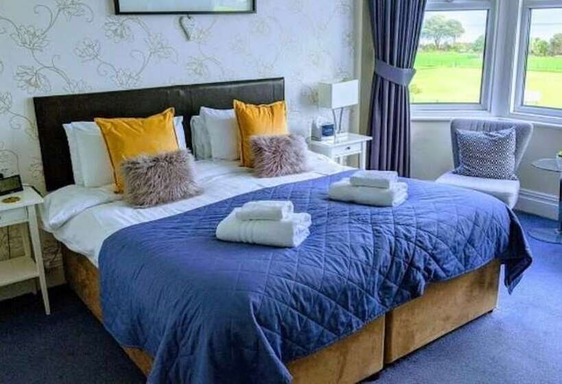 ホテル Ebor Lodge