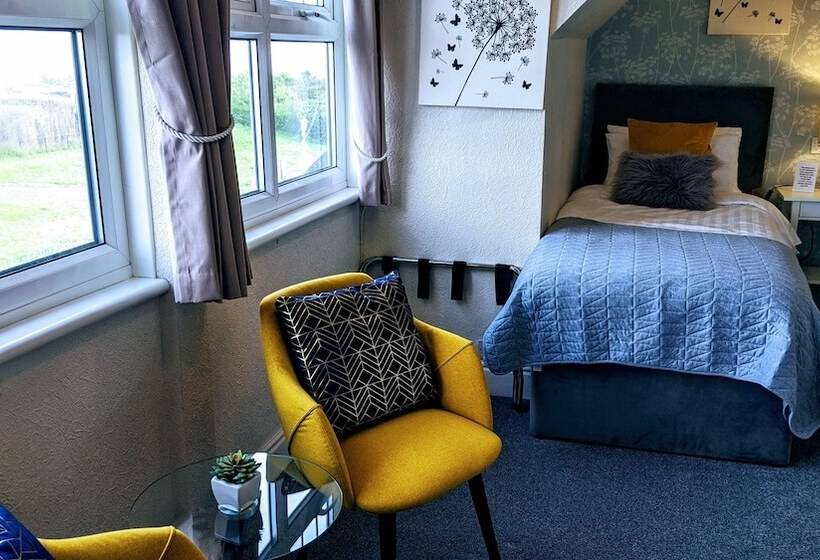 ホテル Ebor Lodge