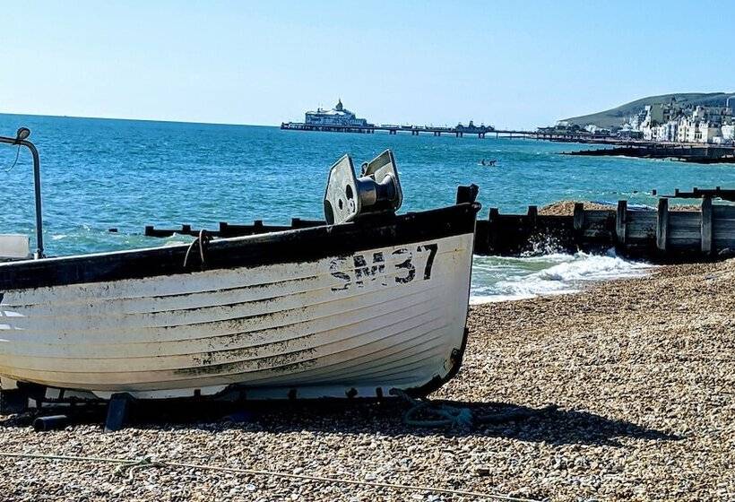 ホテル Ebor Lodge