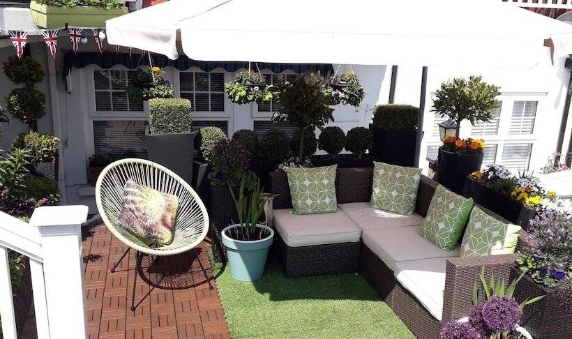 ホテル Ebor Lodge