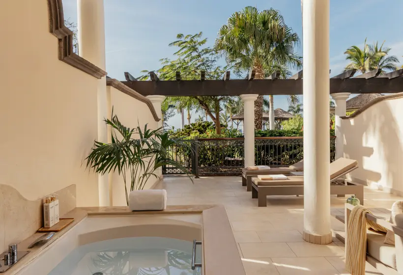 هتل Gran Melia Palacio De Isora Resort & Spa