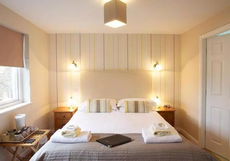 Otel Holly Lodge Guest House With Free Off Site Health Club