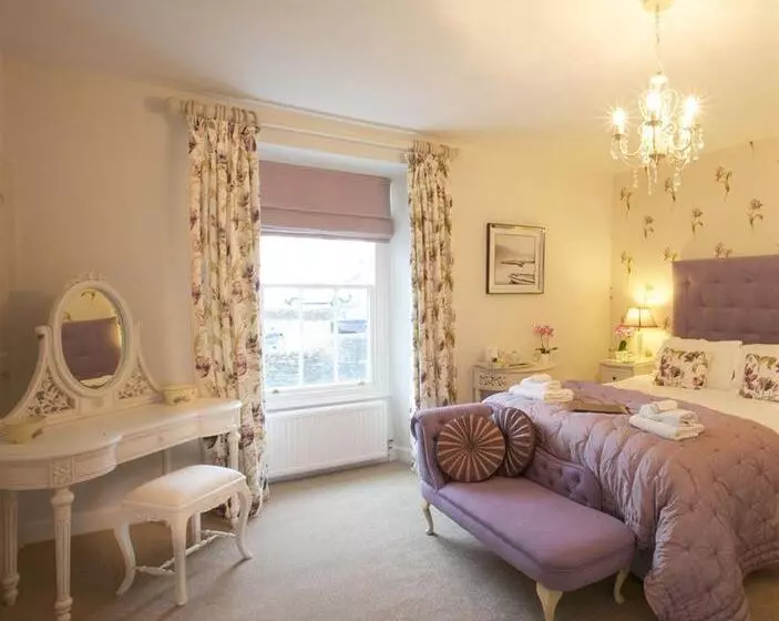 Otel Holly Lodge Guest House With Free Off Site Health Club