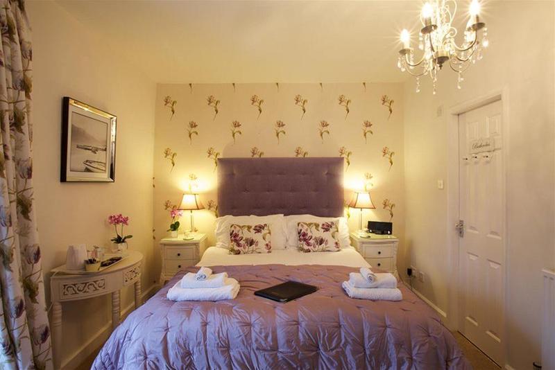 فندق Holly Lodge Guest House With Free Off Site Health Club