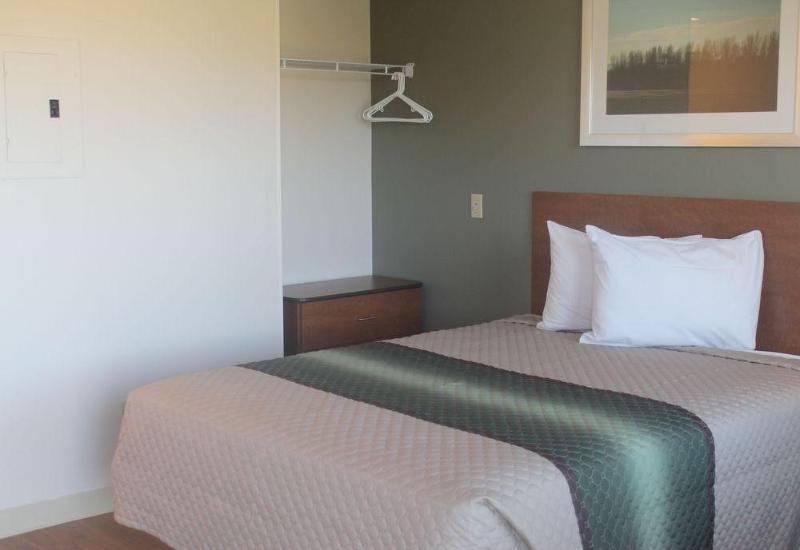 酒店 Hometowne Studios By Red Roof Denver Thornton